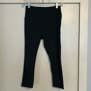 Zella Classic Black High-Waisted Capri Leggings